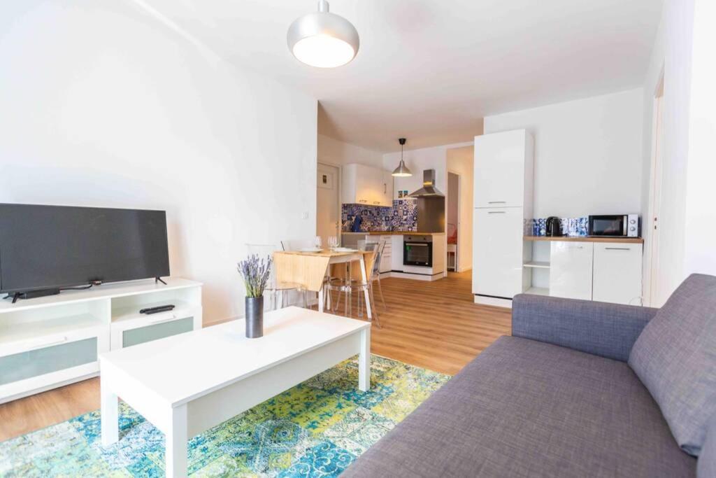 Appartement Superbe T4 Joliette 67m2+clim+balcon